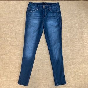 1822 Denim size 28
